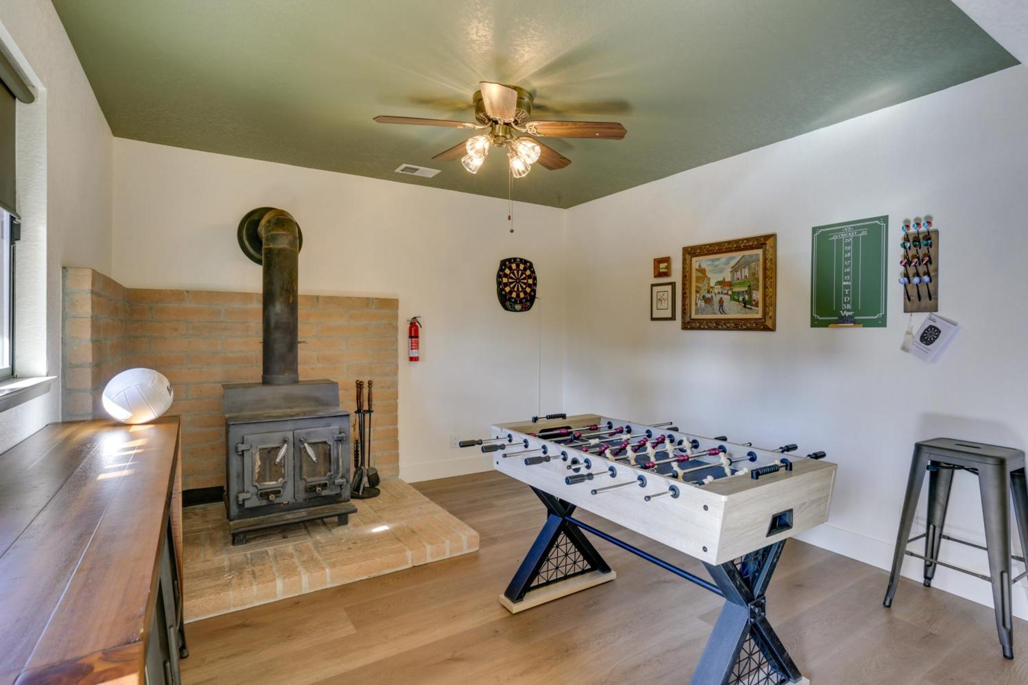 Pet-Friendly Escape With Game Room And Fire Pit! North Fork Bagian luar foto