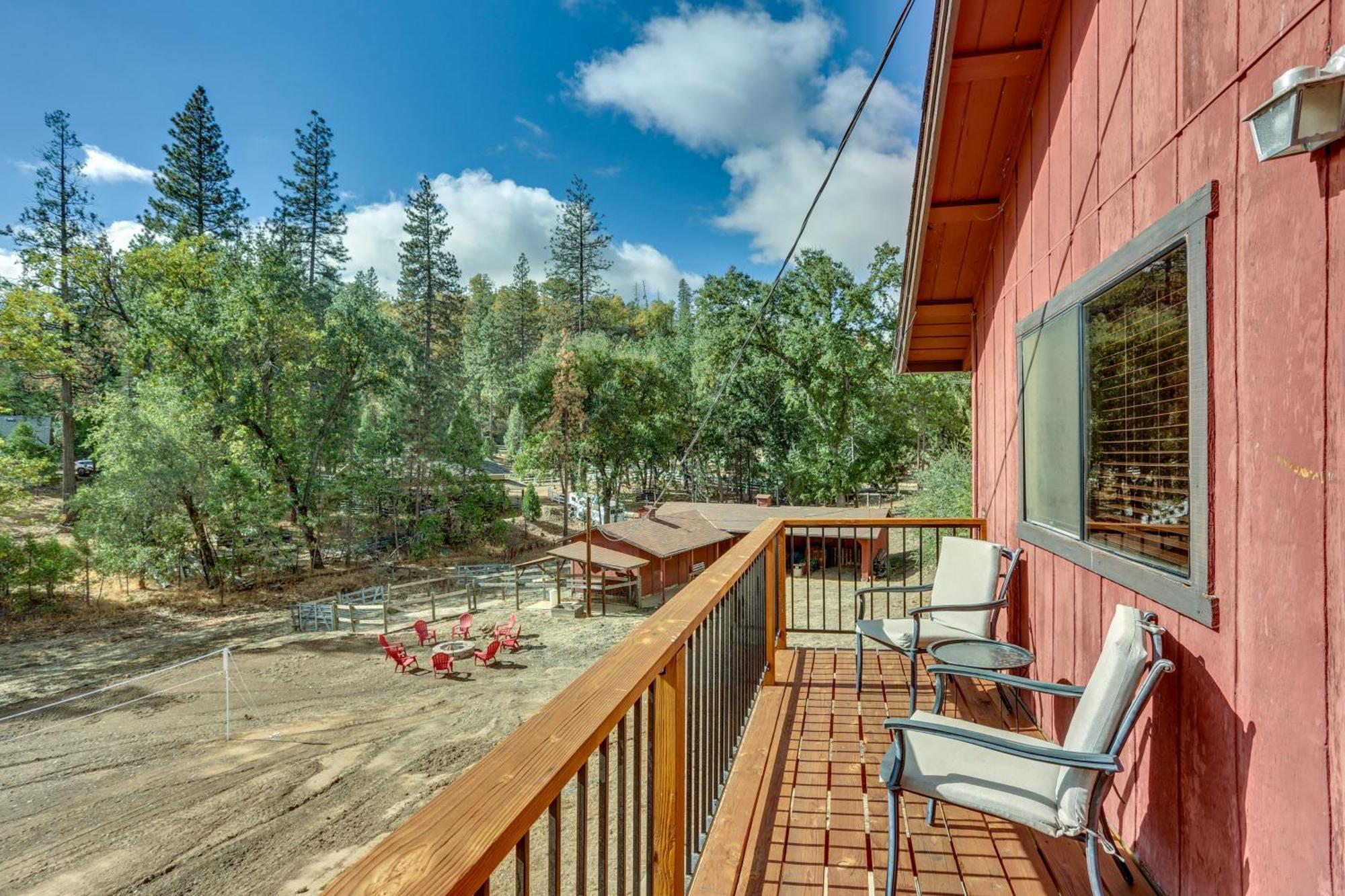 Pet-Friendly Escape With Game Room And Fire Pit! North Fork Bagian luar foto